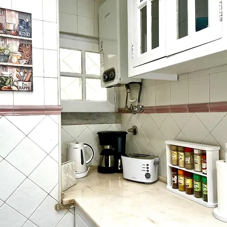 Holiday home Estoril House (adults Only) *