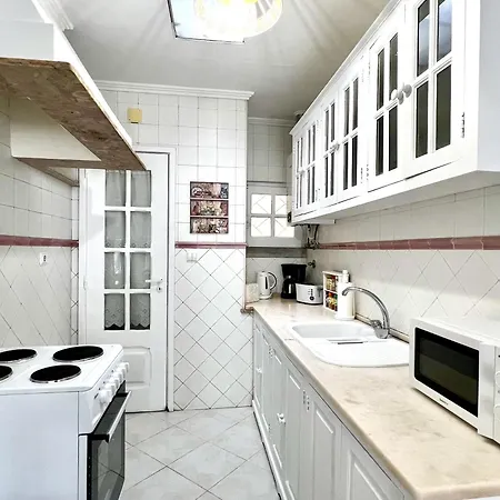 Holiday home Estoril House (adults Only) *