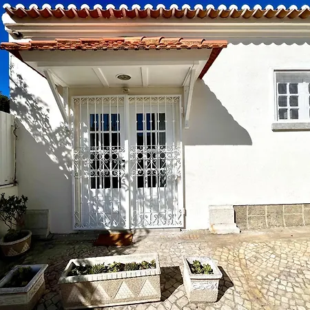Estoril House (adults Only) Ferienhaus